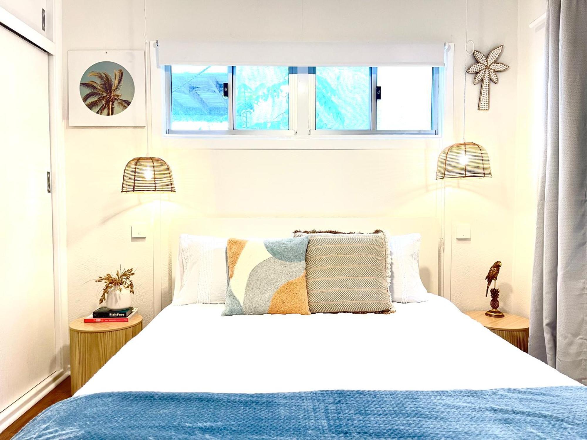 'seaview' - Prime Location By Shaws Bay With Stunning Views, Pet Friendly